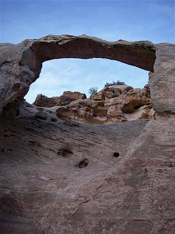 Arch near Short Canyon