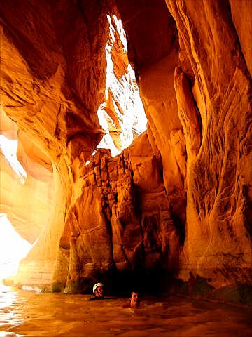 Bridge Alcove in Cable Canyon