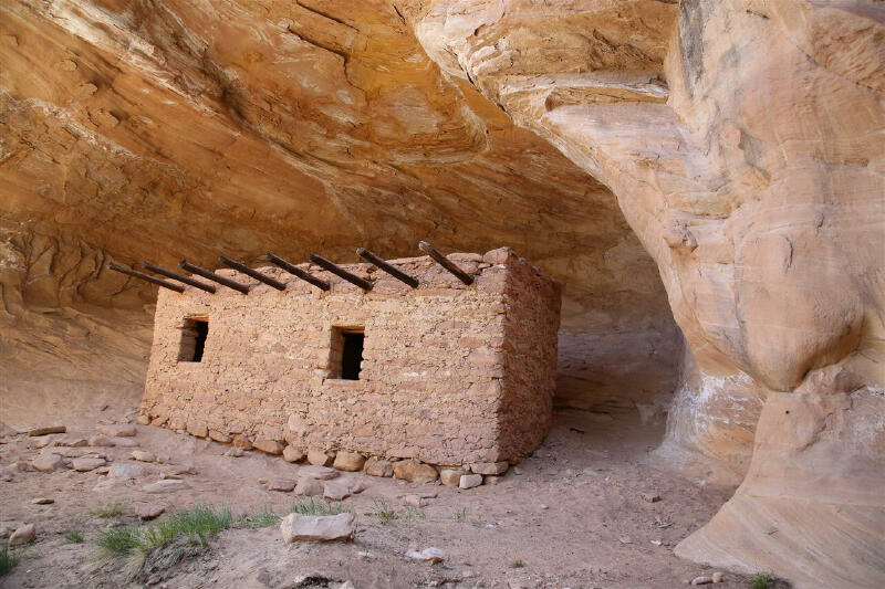 Doll House Anasazi Ruin - Cedar Mesa