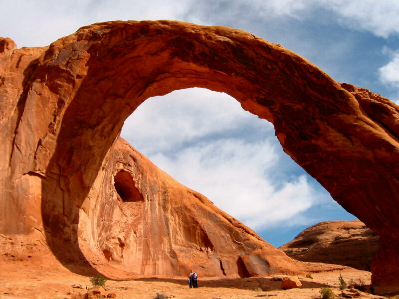 Corona Arch Statistics: Greater Arch Dimension (GAD): 110.0 feet. 