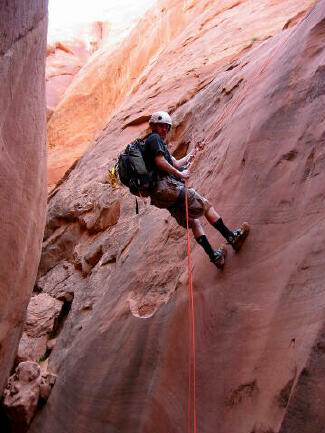 Sam on rappel