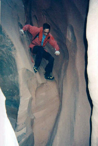 Chris Downclimbing