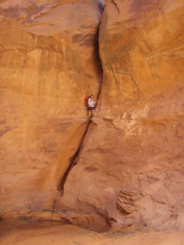 Tom Alexander on the final rappel that ends the slot.
